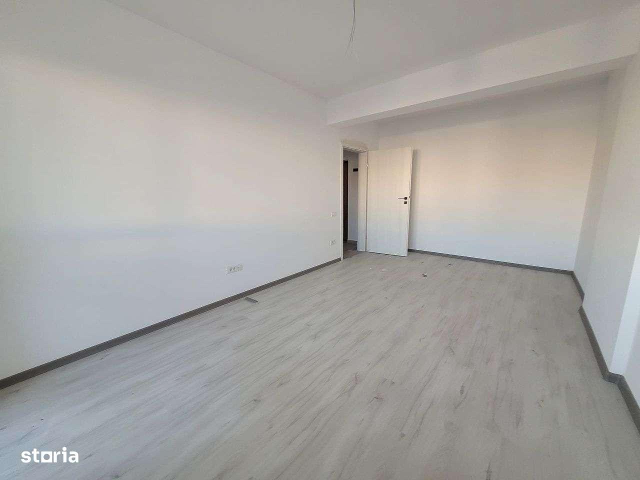 Berceni-Metrou Aparatorii Patriei-Apt. 2 cam tip studio tva 21% inclus-2