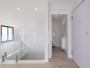 Penthouse T4 duplex, nova, com fantástico terraço, Alcochete - Grande imagem: 4/58