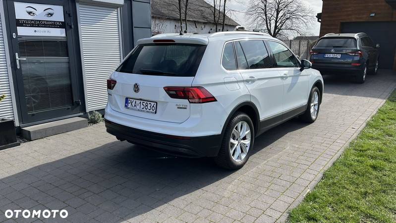 Volkswagen Tiguan 2.0 TDI DPF 4Motion BlueMotion Technology CityScape - 5