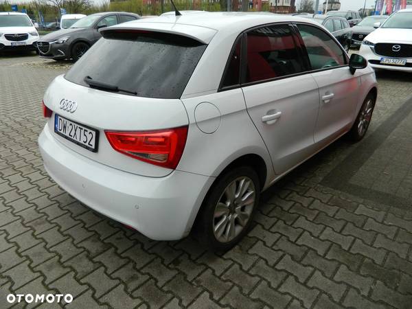 Audi A1 1.6 TDI Sportback S tronic S line edition - 7