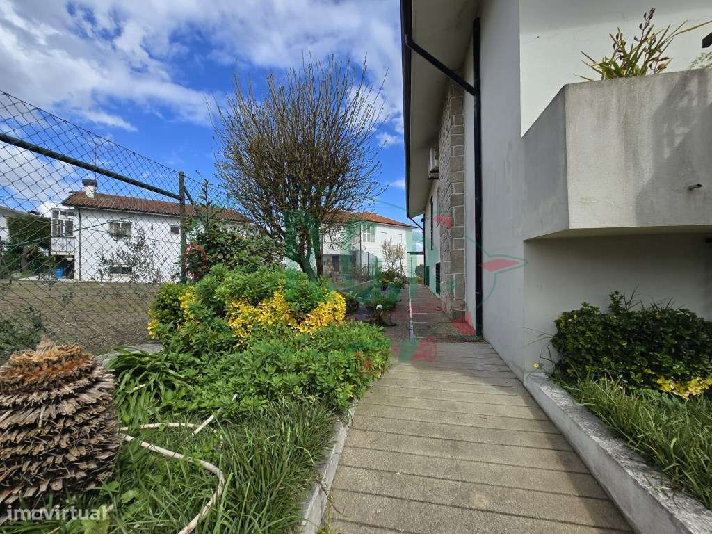 MORADIA T3 | 4 FRENTES | SÃO COSME-51