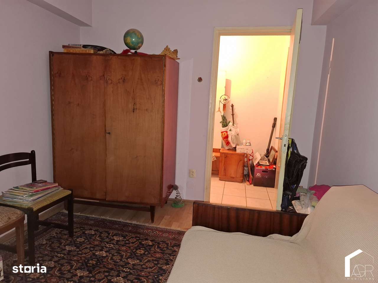 Apartament cu 3 camere, decomandat, zona P-ta Mihai Viteazu-6