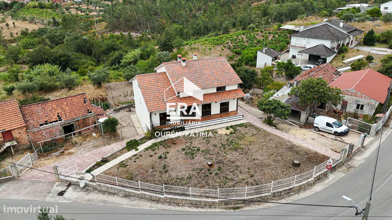 Moradia T5 no Olival, Ourém-55