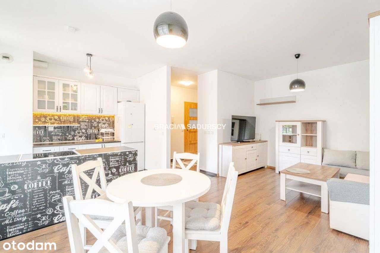 2 pokojowe, ul. Marii Dąbrowskiej-1