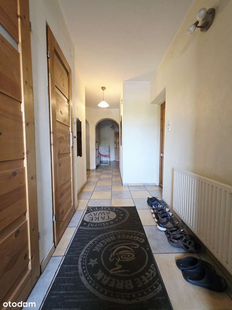 Dom wolnostojący – 3 niezależne mieszkania – Kobierzyce-9