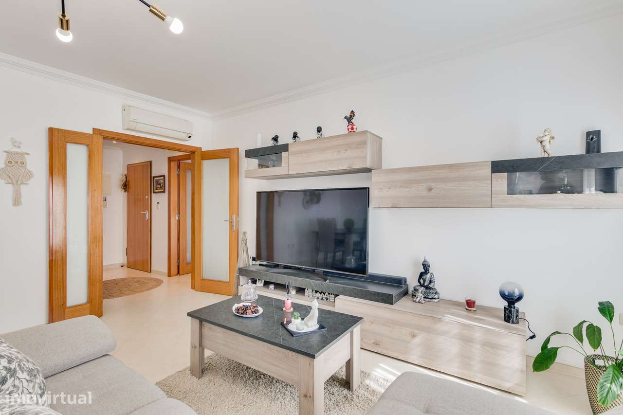 APARTAMENTO T2 | SUÍTE | LUGAR DE ESTACIONAMENTO | VIALONGA-12