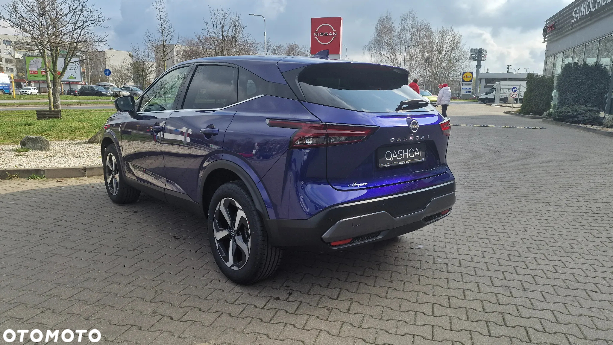 Nissan Qashqai 1.3 DIG-T mHEV N-Connecta Xtronic - 3