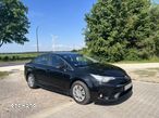 Toyota Avensis 1.6 Active - 12