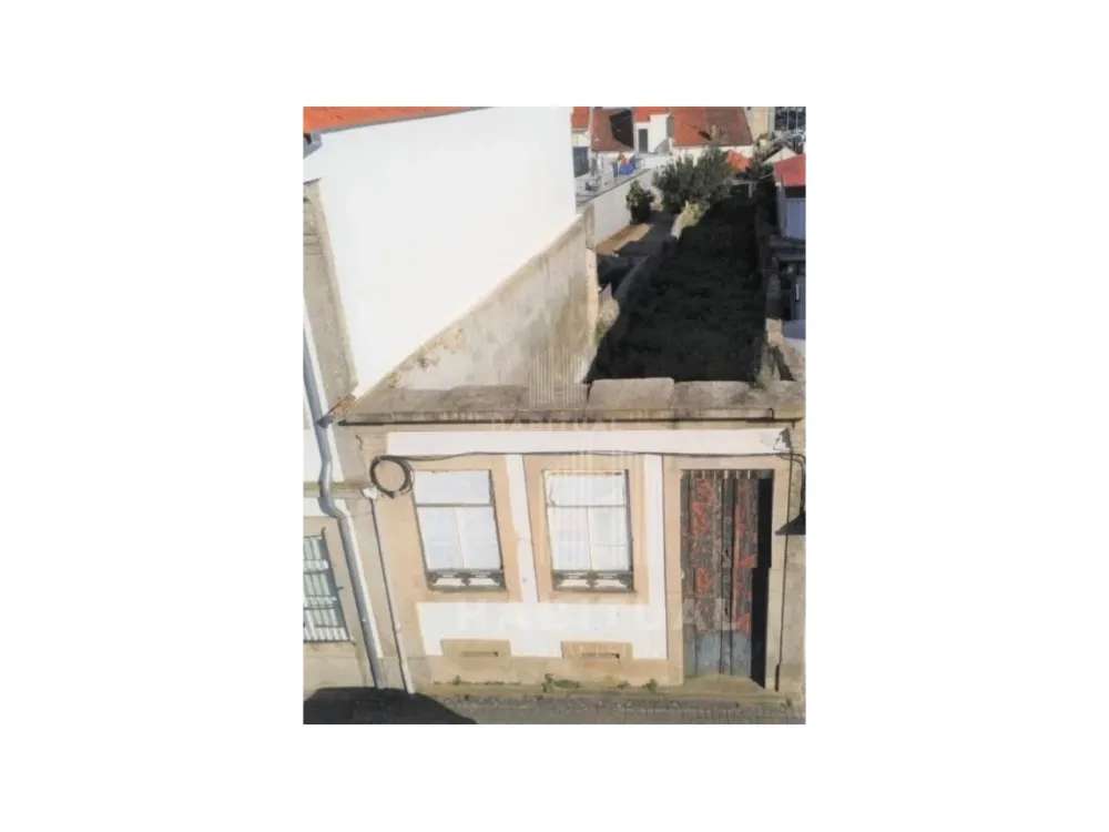 CASA PARA RESTAURAR COM PROJETO APROVADO EM VIANA DO CASTELO - Grande imagem: 2/7