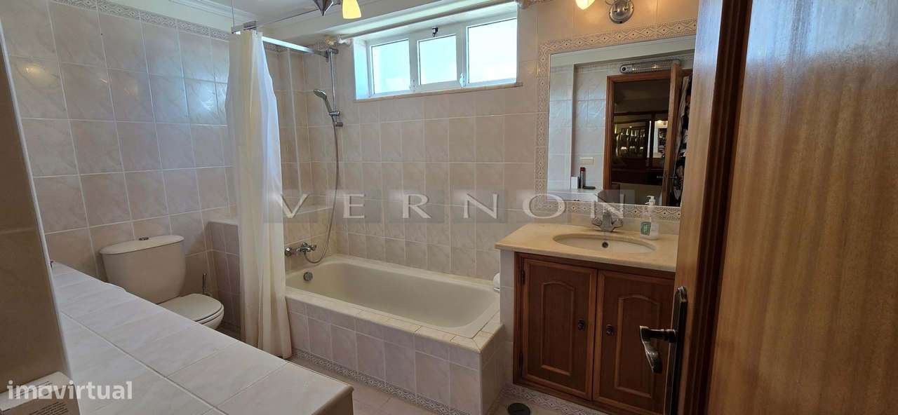 Carvoeiro Algarve, para venda, moradia geminada de  4 quartos, vista m-32