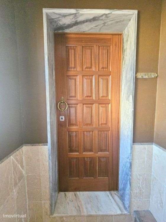 Apartamento T4 Central  Gaio Rosário-11