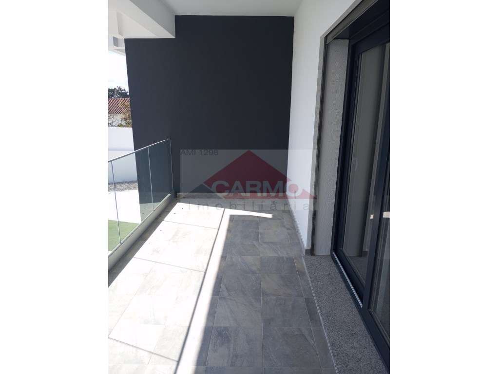 **Moradia T4 de Luxo à Venda em Localização Privilegiada**(Oferta d... - Grande imagem: 5/33