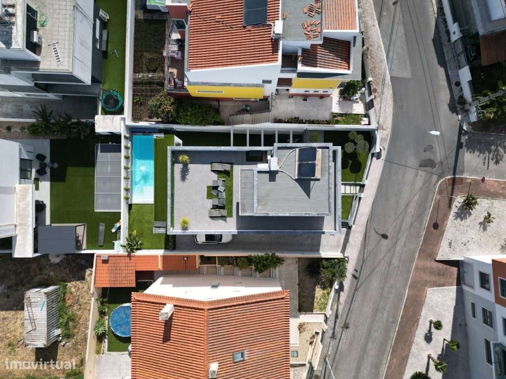 Moradia T4 / Ramada / Moderna é Exclusiva Construção-35