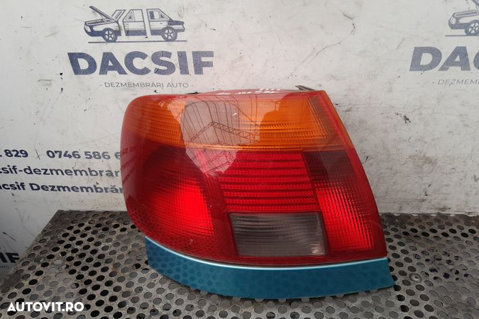 Lampa / Tripla stop stanga pe aripa SEDAN Audi A4 B5  [din 1994 pana - 2