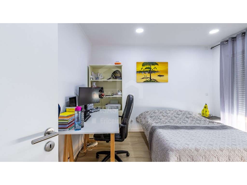 Vende Moradia T8, Ericeira 15 Km, A Casa das Casas-57