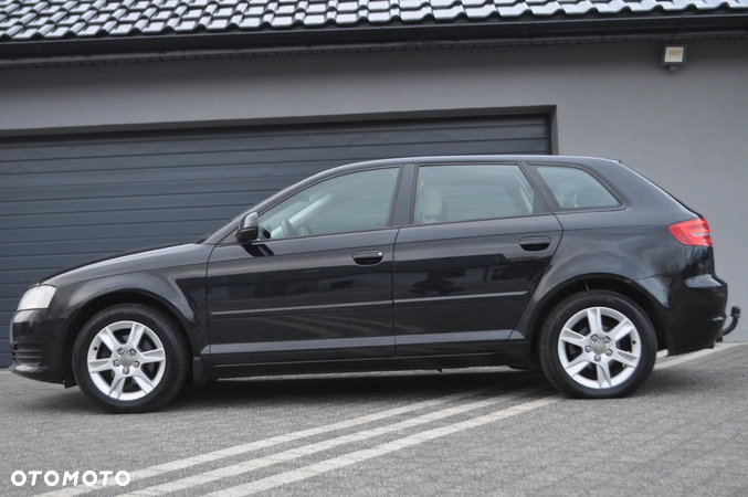 Audi A3 1.6 Attraction - 33