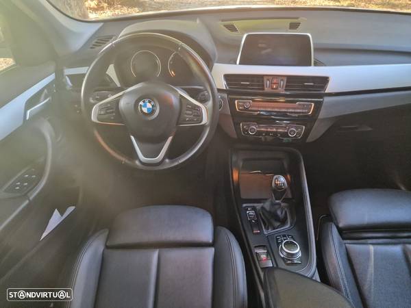 BMW X1 16 d sDrive Line Sport - 32