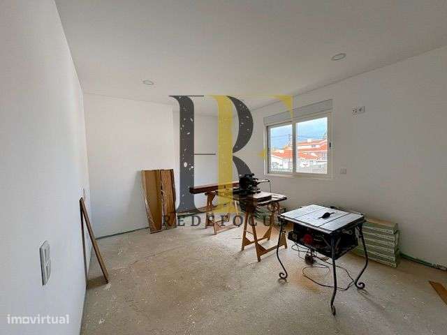 Andar Moradia T2 novo em Rio Meão-5