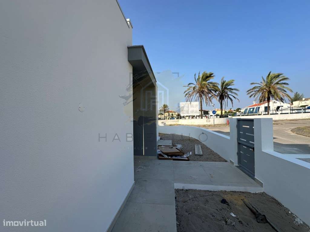 Luxuosa Moradia em Azeitão- Conforto e Elegância-30