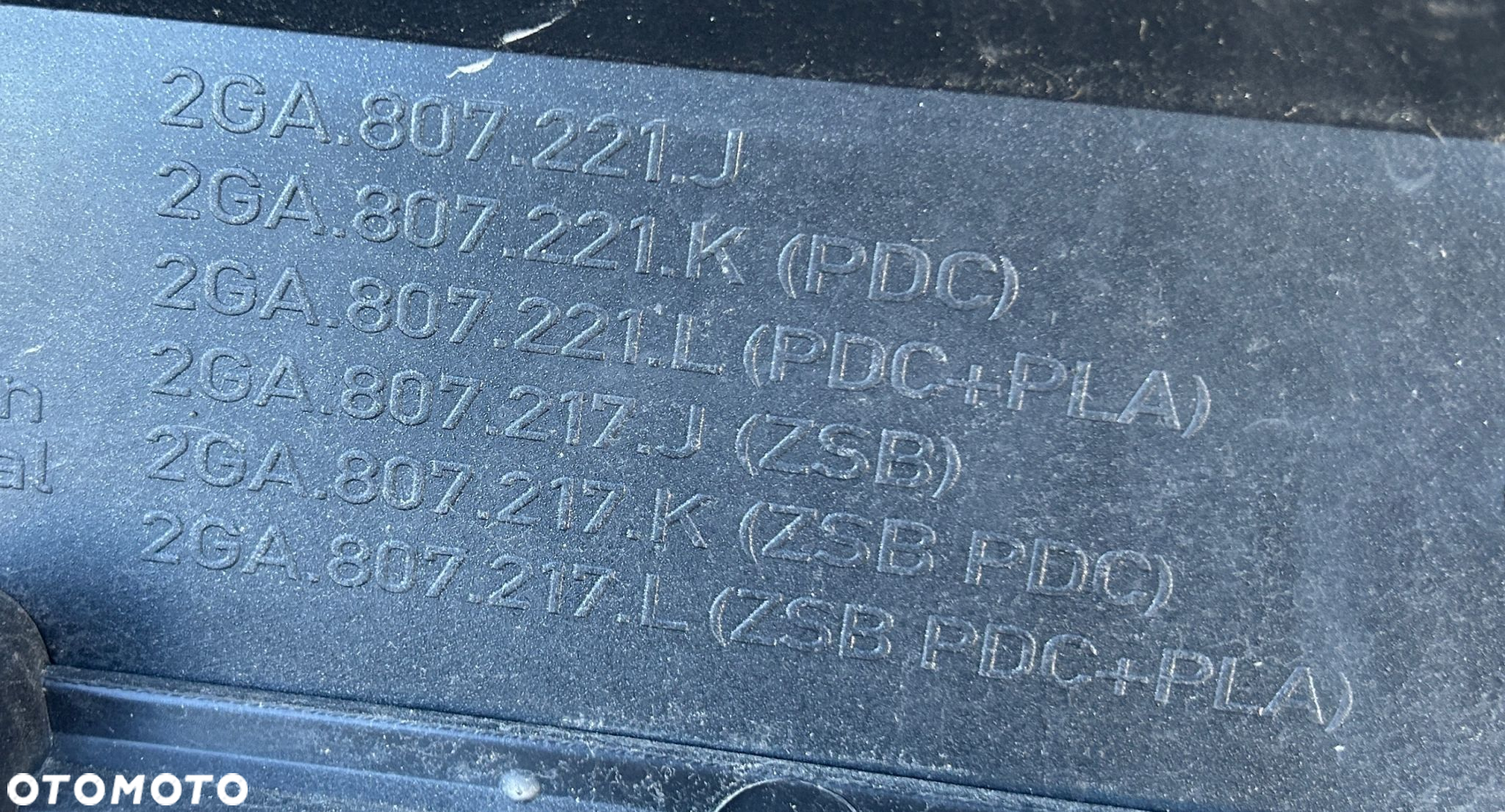 ZDERZAK PRZÓD PRZEDNI VW T-ROC 17- PDC - 10