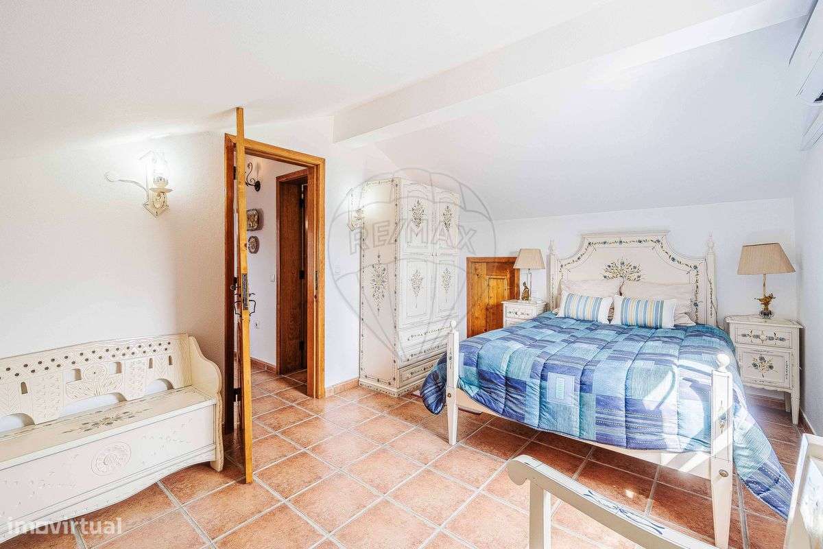 Moradia T4 para venda-25