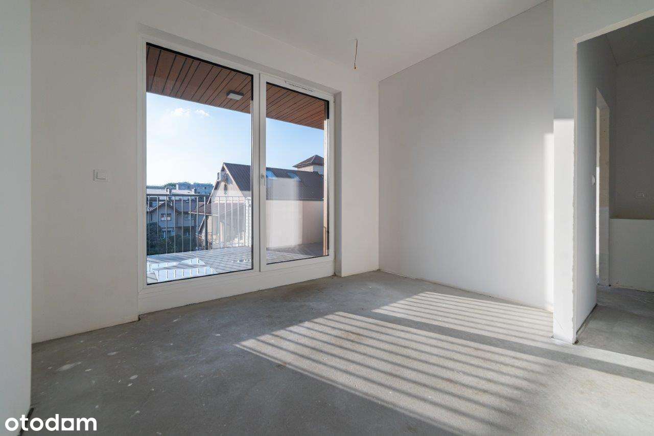 Oferta specjalna. Dwupoziomowe, 3 sypialnie, 2 łazienki, 3 tarasy-0