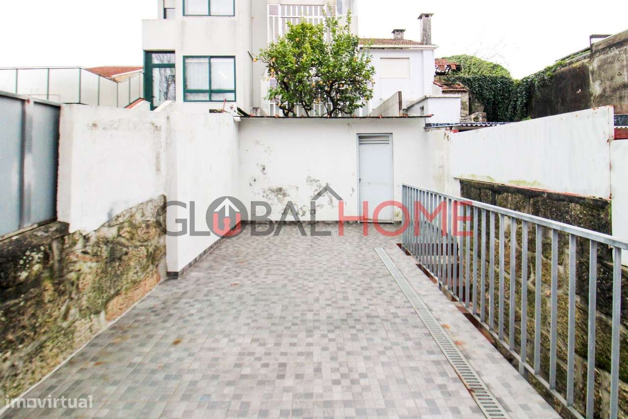 Moradia T3 Renovada em Campanhã-23