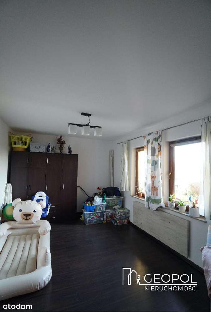 Duże mieszkanie w Obornikach Śląskich-9