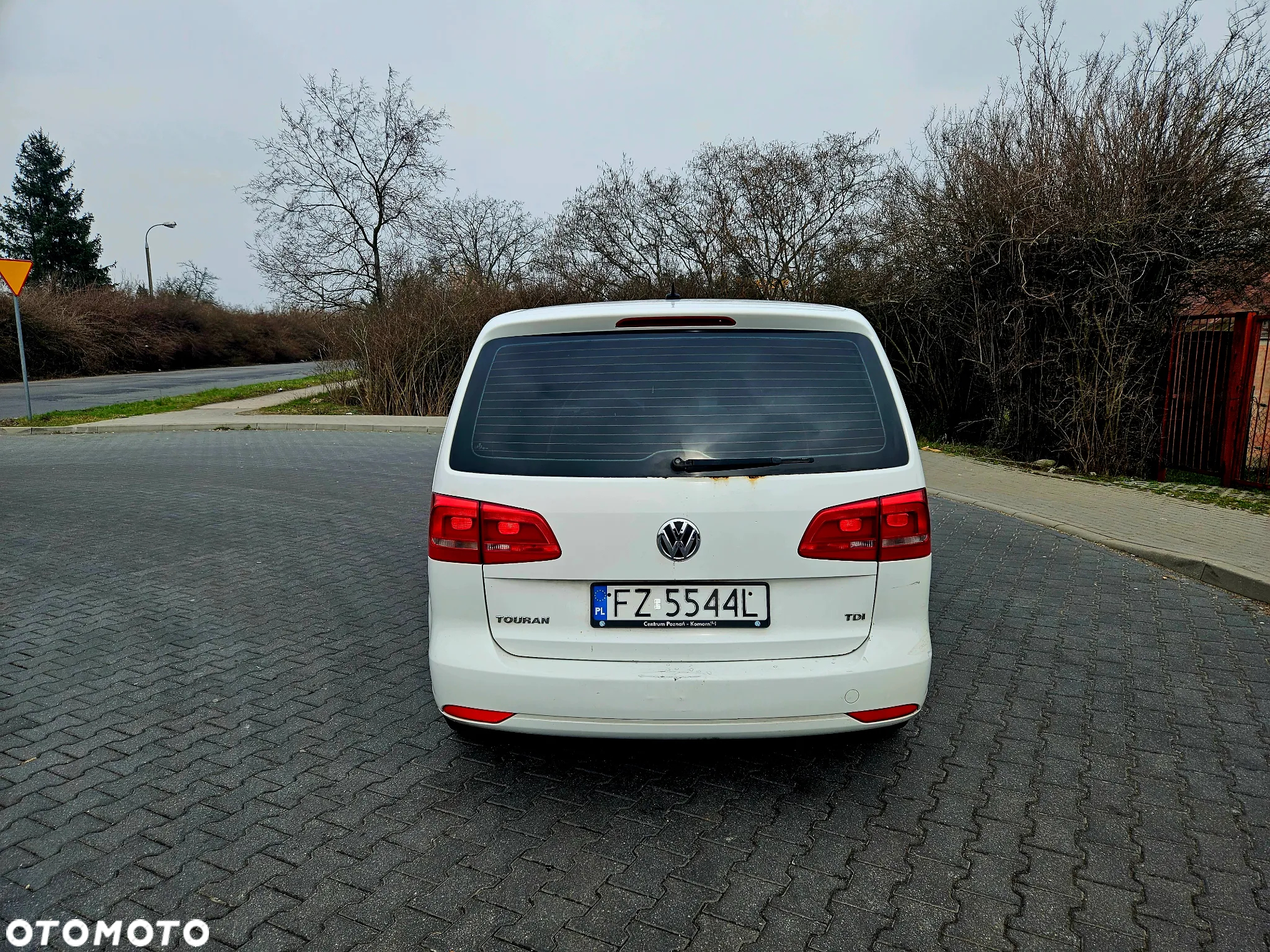 Volkswagen Touran 1.6 TDI DPF Comfortline - 5