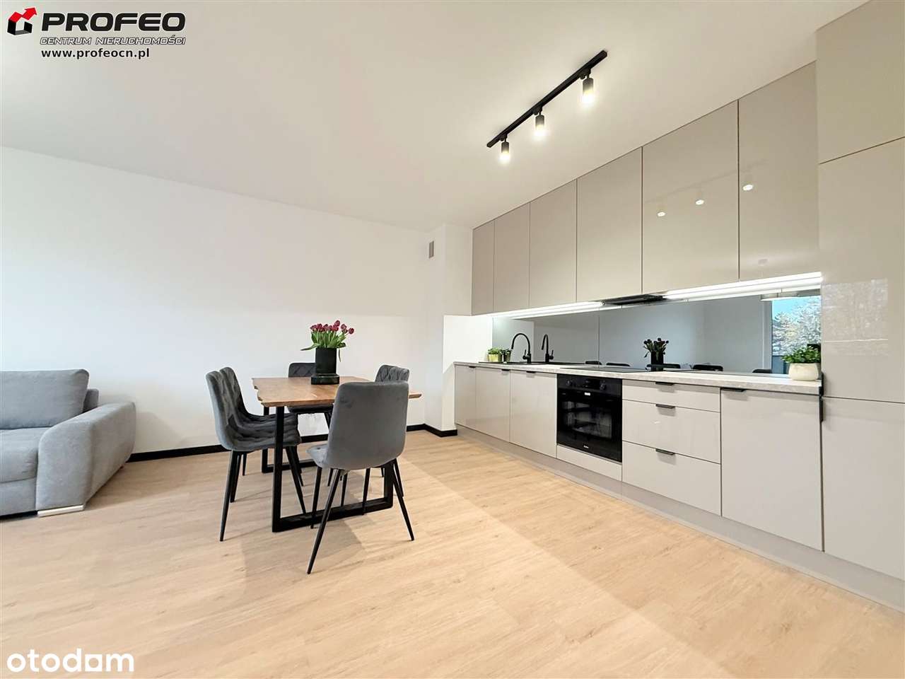 Mieszkanie na sprzedaż, Bielsko-Biała, 3 pokoje-0