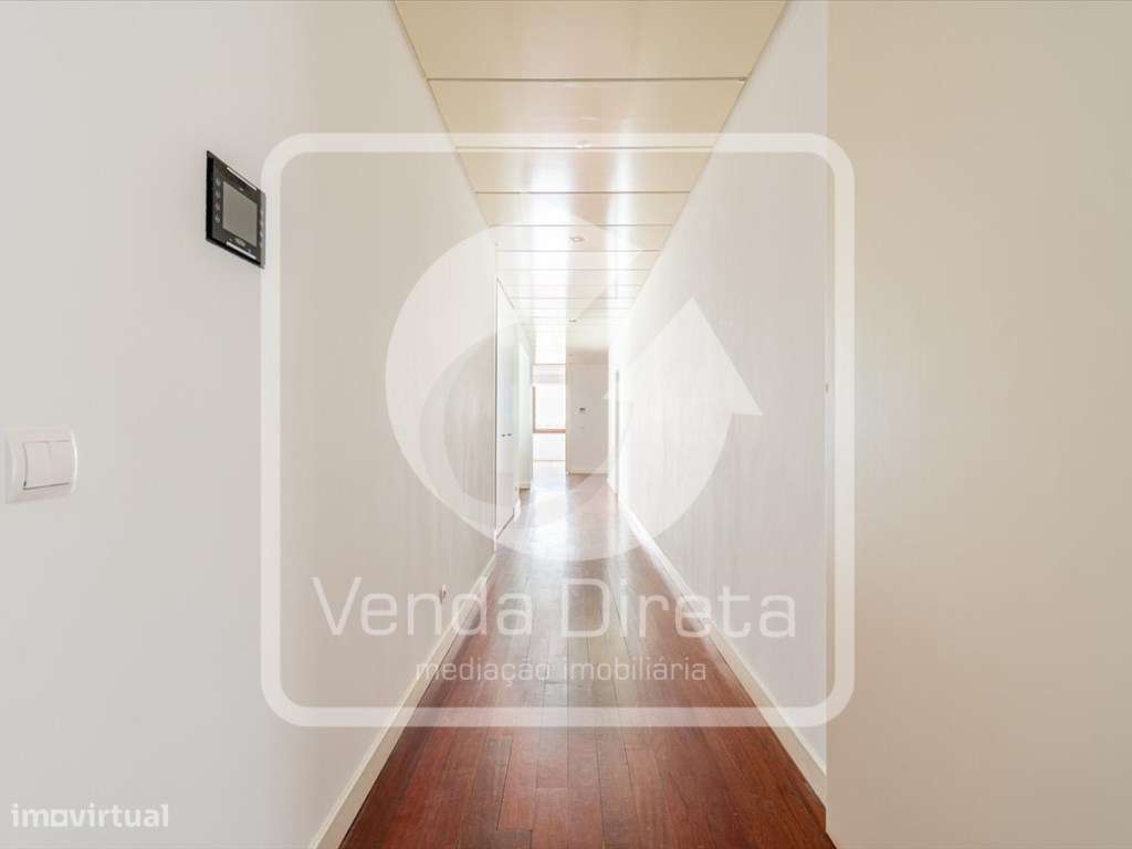 Apartamento T4 com varanda e 257 m² nas Avenidas Novas Elegância, E...-10