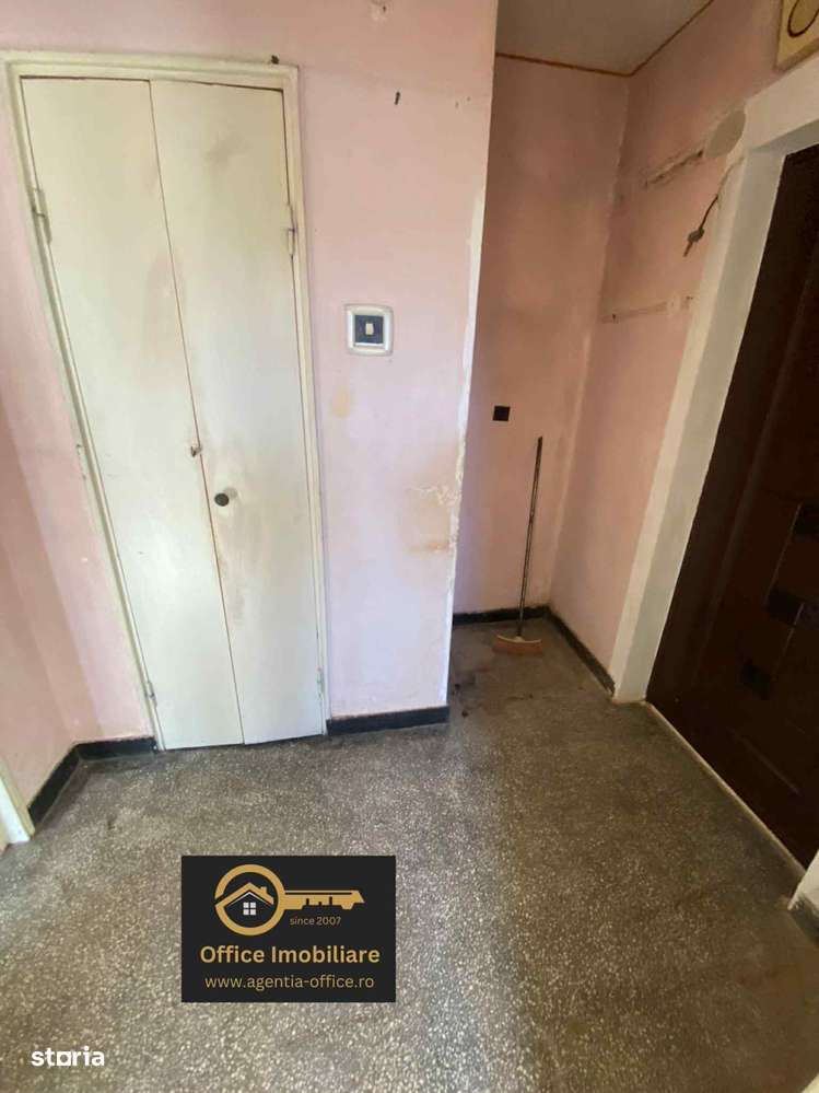 Exclusiv Victor Babes apartament 2 camere etaj 3  pret 53.900 euro-4