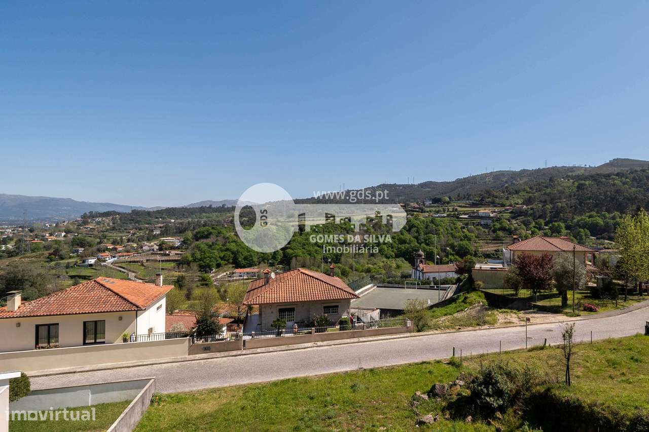 Ruína p/ restauro com 4.800m2 de terreno-25