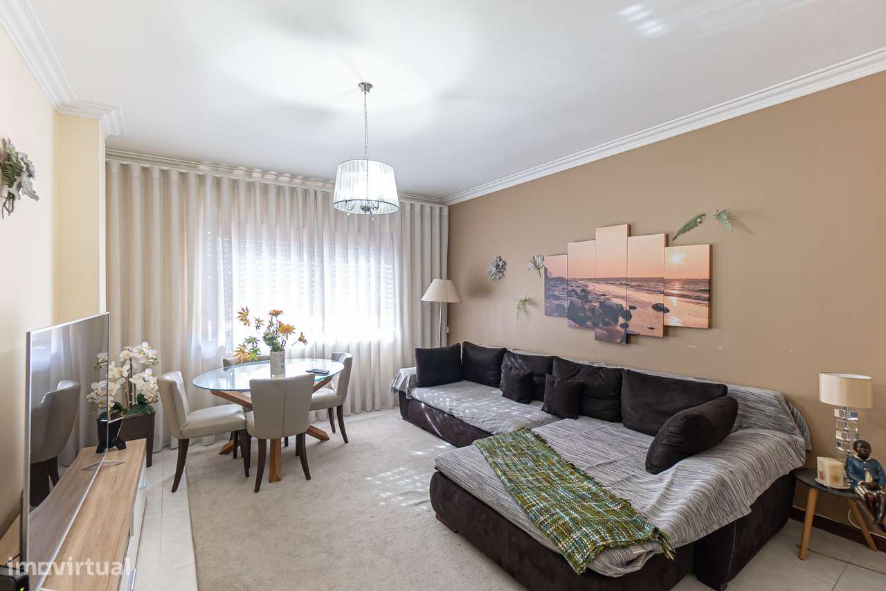 T2+1 com varanda e lugar de garagem em Oliveira do Douro - Grande imagem: 2/24