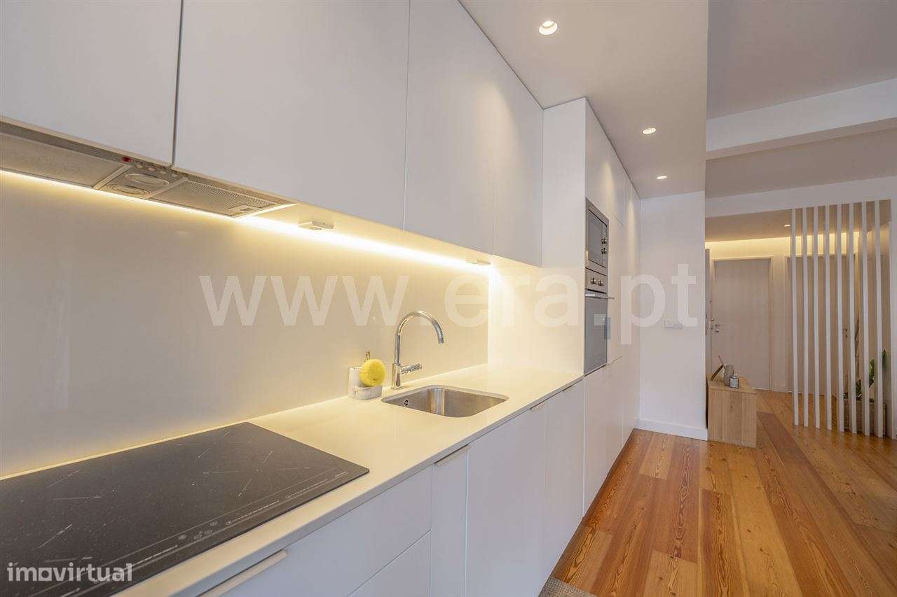 Apartamento T1/T2; Algés-7