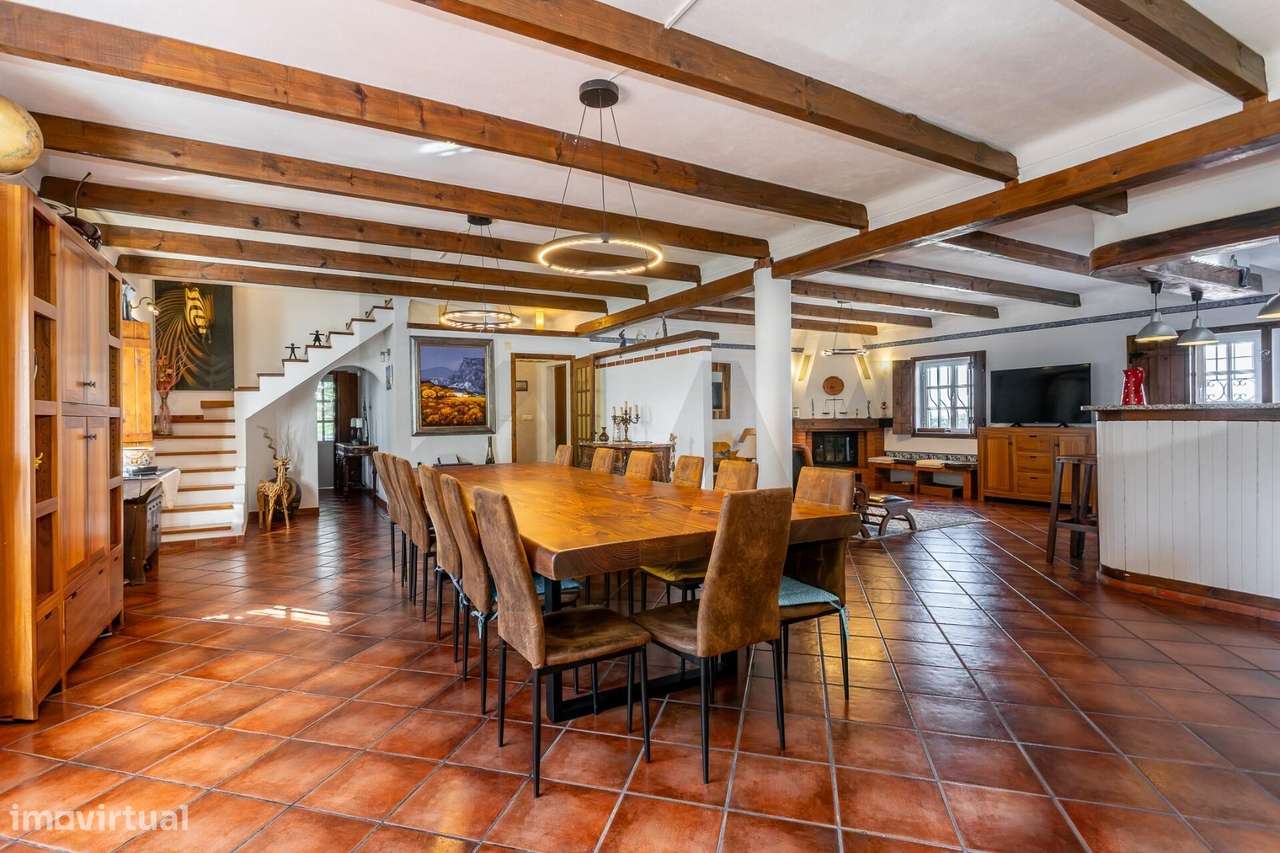 Quinta com duas moradias, piscina e amplos jardins em Pavia - Grande imagem: 3/42