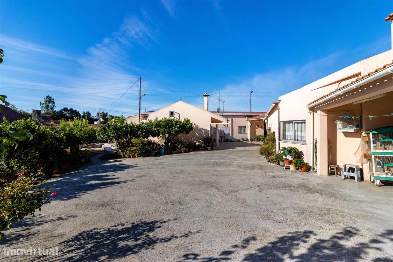 Moradia T5 em São Jorge, Porto de Mós - Grande imagem: 3/52