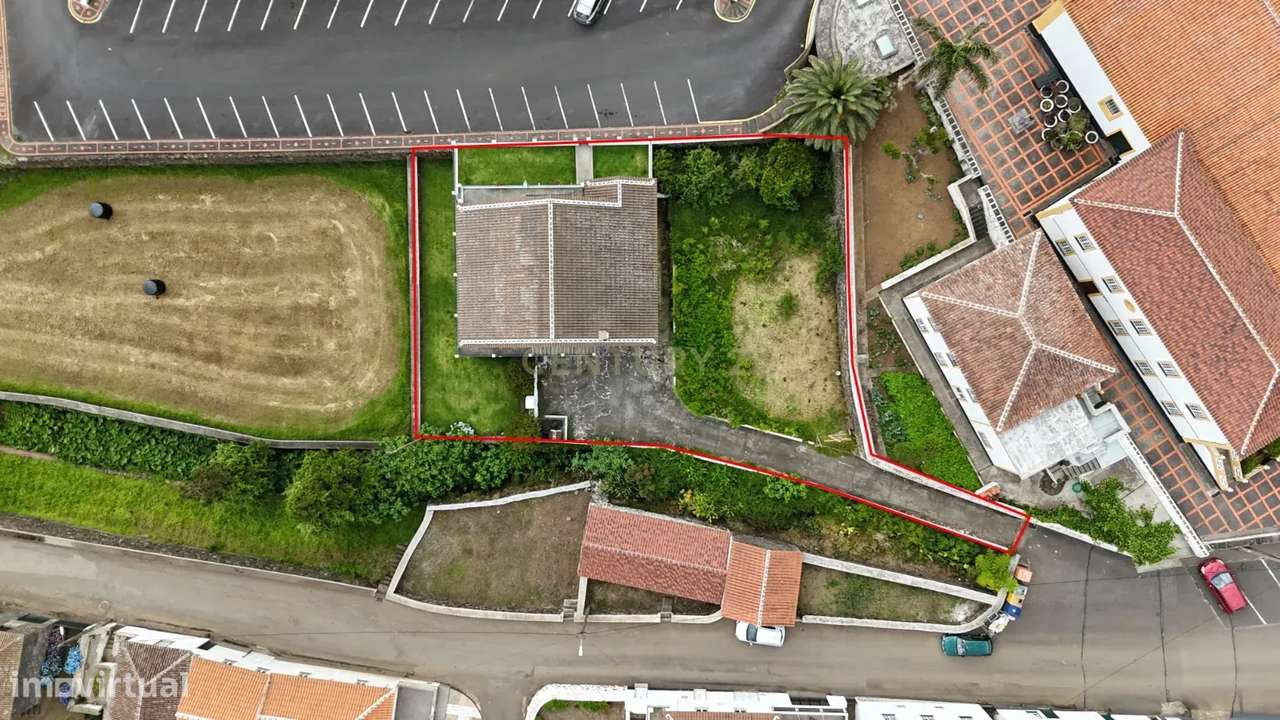 Moradia T3 em Santa Bárbara - Ilha Terceira-4