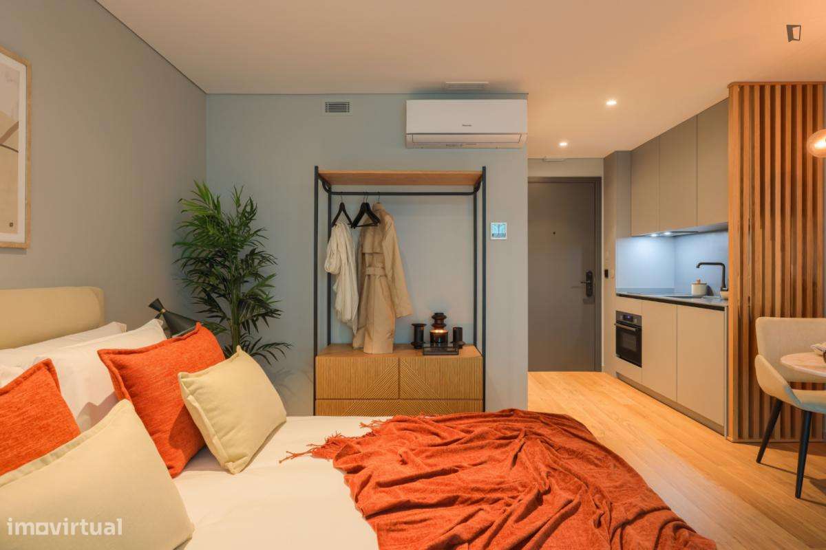 Estúdio - localizado em Ramalde Porto - Grande imagem: 3/6