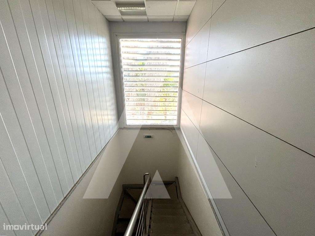 Armazém para venda em Águeda-17