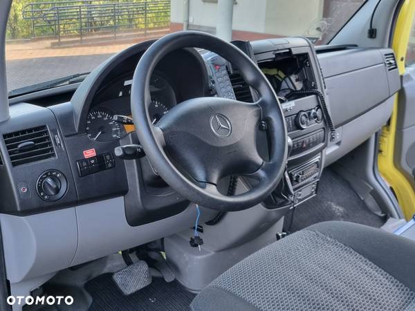 Mercedes-Benz Sprinter - 17