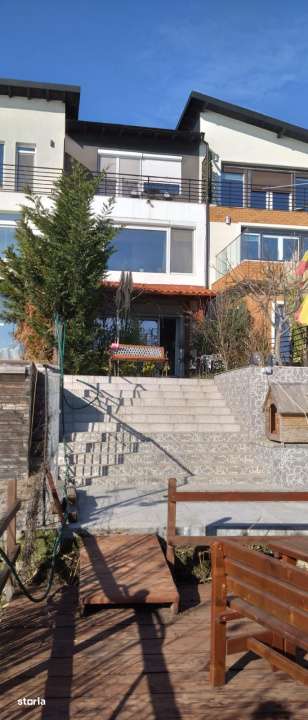 Vila  - Mamaia Sat - pe malul lacului - Imagine principală: 2/11