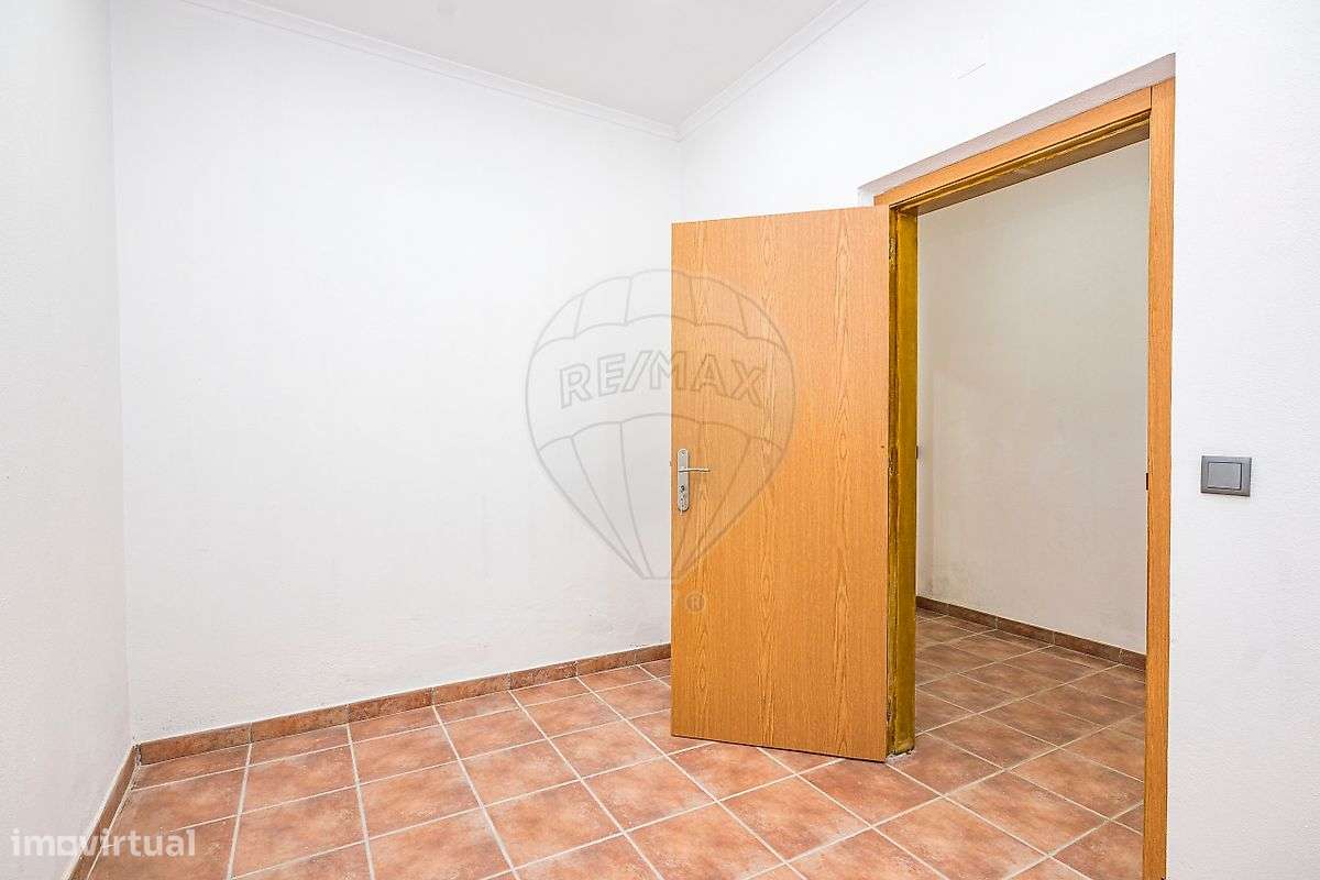 Moradia T4 para venda-8