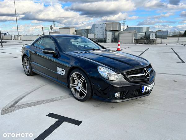 Mercedes-Benz SL 63 AMG - 3