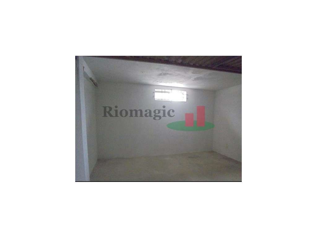 Garagem São Martinho do Porto***RIOMAGIC***-1