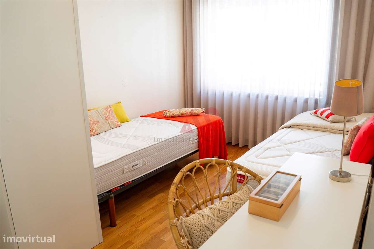 Apartamento T2+1 ao lado da casa da arquitetura em Matosinhos-10