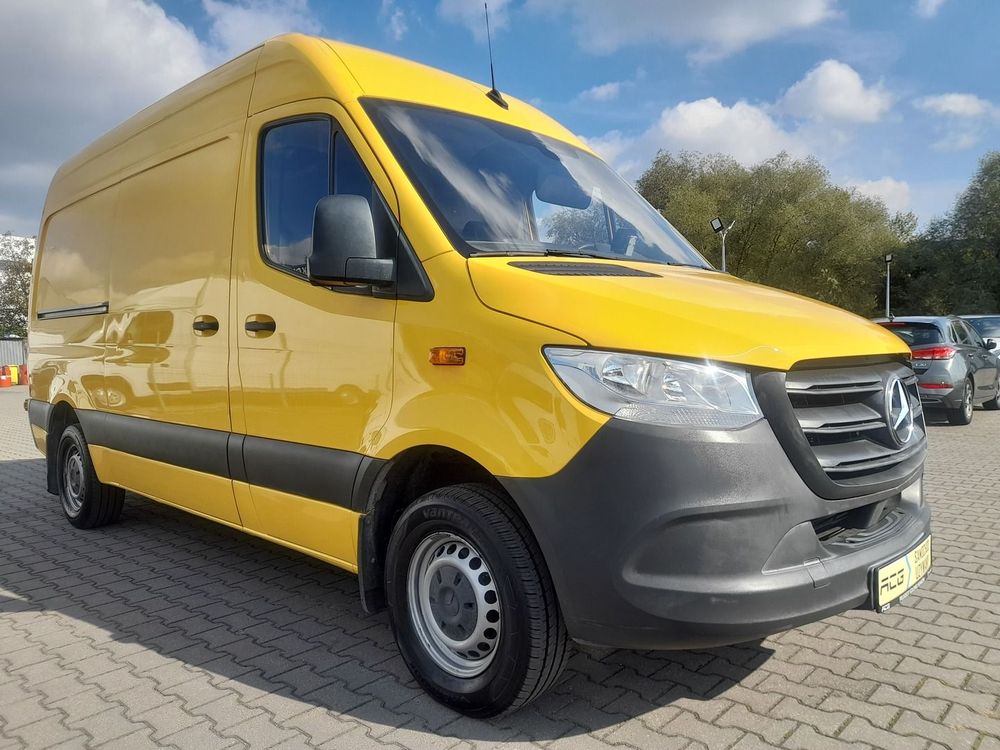 DHL UPS Zabudowa kurierska, kamera cofania, tempomat