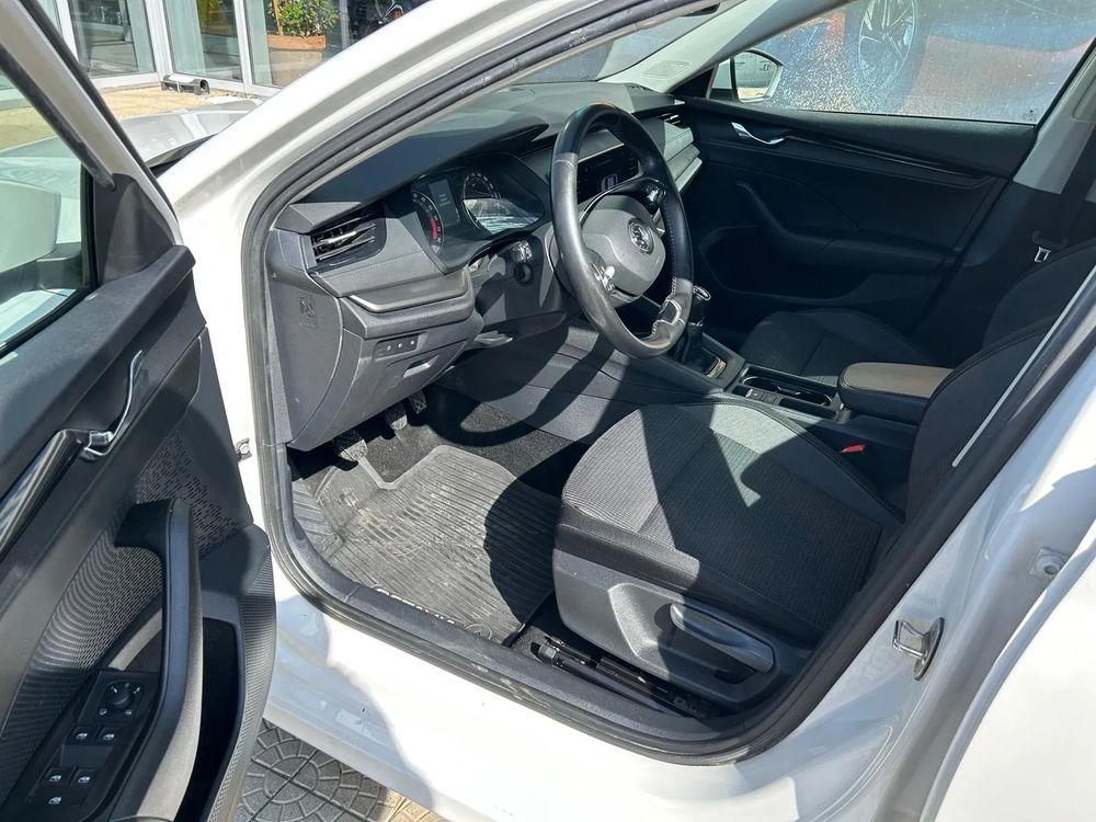 Skoda Octavia - foto 12