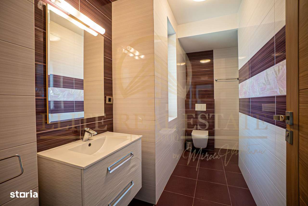 Stațiunea Mamaia Nord / Langa mare - Vânzare casa deosebita P+1E-18