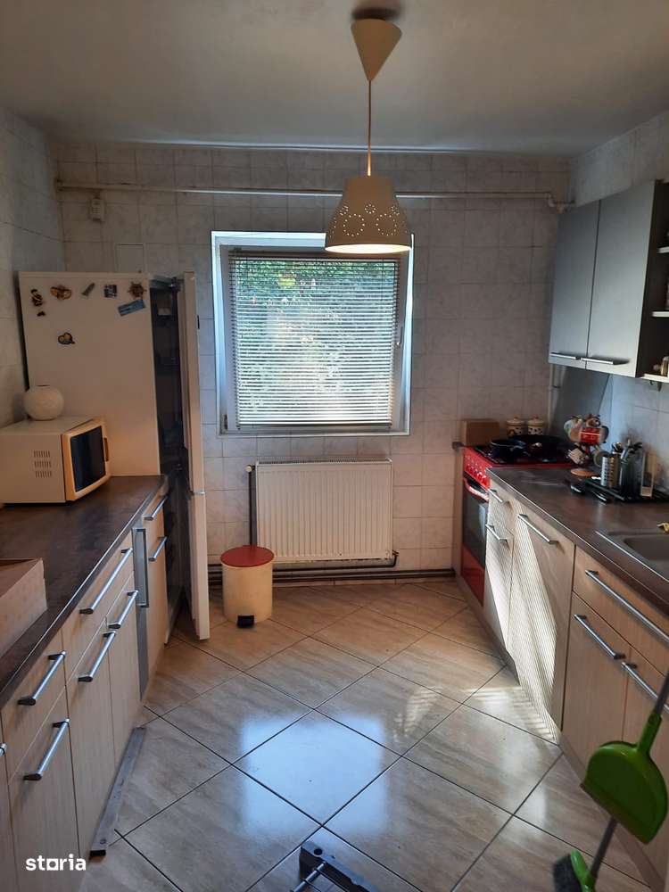 Apartament 2 camere zona Spital Judetean, centrala proprie - Imagine principală: 4/11